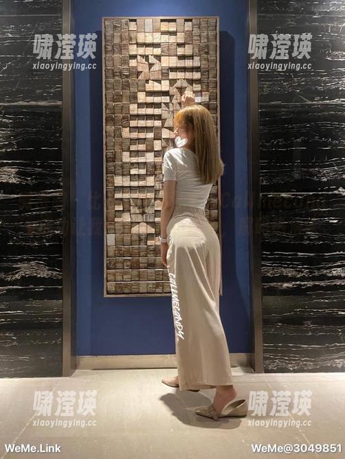微密圈 - 比基尼图集分享：Callmecandy成功让我生出一把小扇子，解码热浪来了！