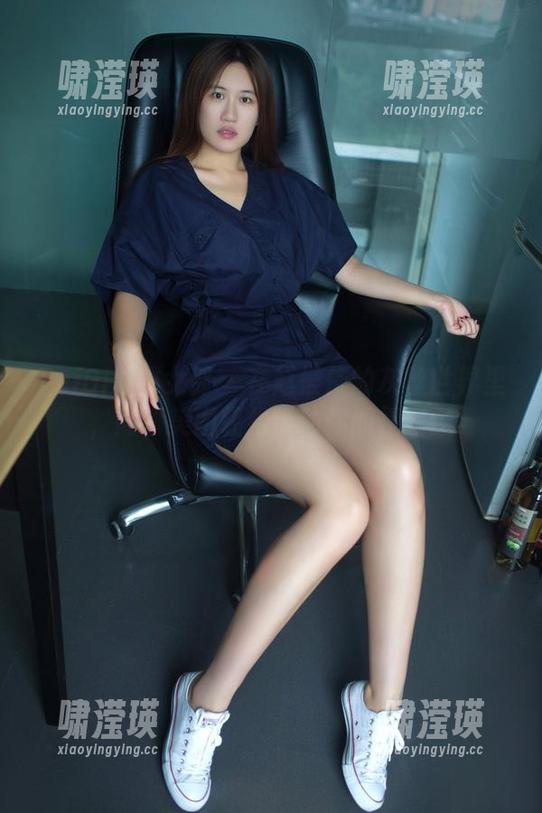 TuiGirl推女郎 - 在赵惟依的灰丝世界里，高清美图轻松带动你的视线！
