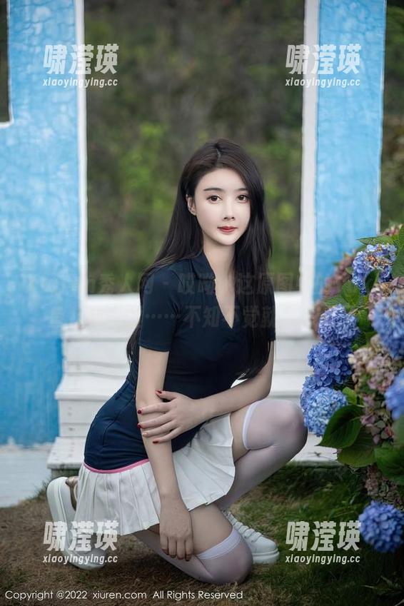 Xiuren秀人网 - 哎呦，这原图中的Yuki鱼儿和白丝……不知不觉就停下来了