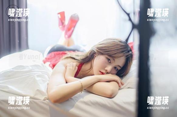 看Yuna(윤아)的瑜伽私拍合集，似乎有种意想不到的氛围。