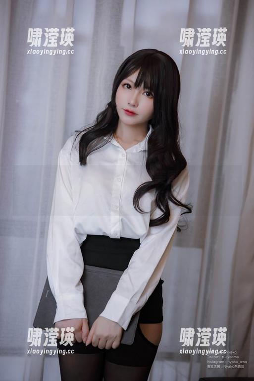 nyako喵子大魔王的礼服美图，资源一大把，让你眼馋到不行！