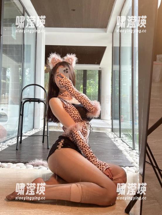微密圈 - 私藏小玉吃果冻的学妹原图，福利满满，暗自期待的小心思～