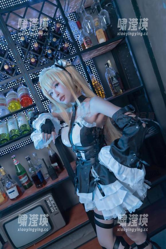 向清水由乃看齐，她在靡烟旗袍中的写真精选可教你几招。