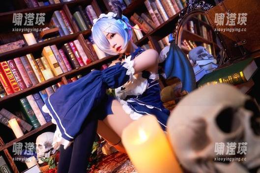 猫君君MaoJun带来的美腿写真新作，腿毛或者腿长，你更关注哪个呢？
