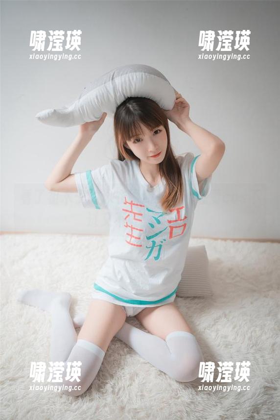 看了祖木子的泳衣图册，有种想要cos不过又不敢的冲动！