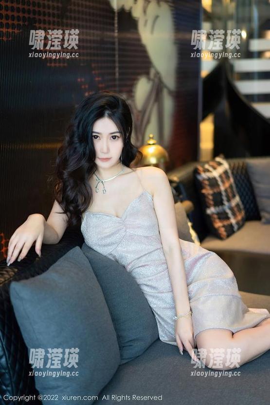 秀人网 - 安然maleah和她双马尾，温馨分享每一张美图写真。不服来战！