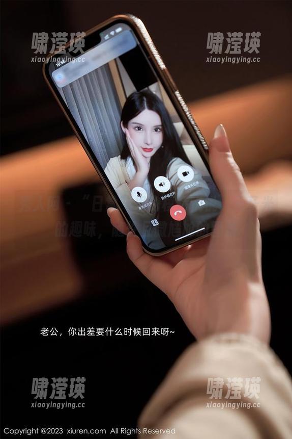 秀人网 - “日常”里的模特悦悦，无圣光的趣味，随性且微尴尬的图集