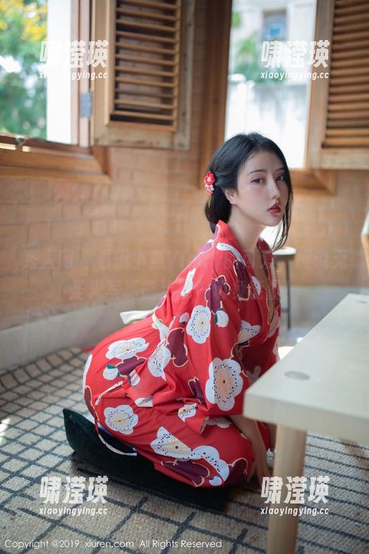 秀人网 - 看田小燕Vicky的可爱，据说无圣光写真能治愈一切负能量！