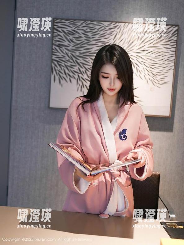 秀人网 - 绮里嘉ula的黑色选择——当然我想把这当壁纸来用