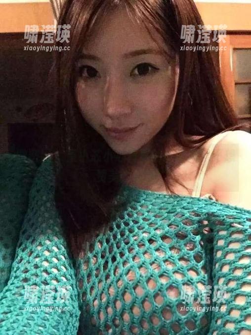 微密圈 - 童小芯小心翼翼的厨娘风，不想赞美她都难