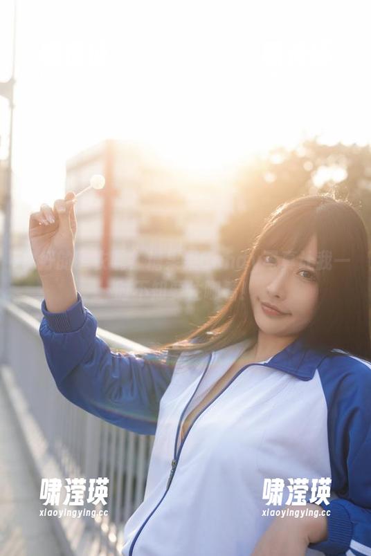 说好的睡衣呢？糖果果Candy写真让我一时不知要往哪看！