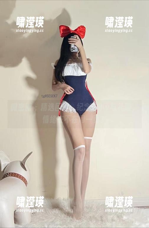 微密圈 - 精选回顾：纪念小小v与礼服，情绪在不在同一页？