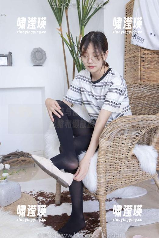 袜啵啵 - 平底鞋与甜甜圈全集的微妙平衡：优雅和懒散的对话。