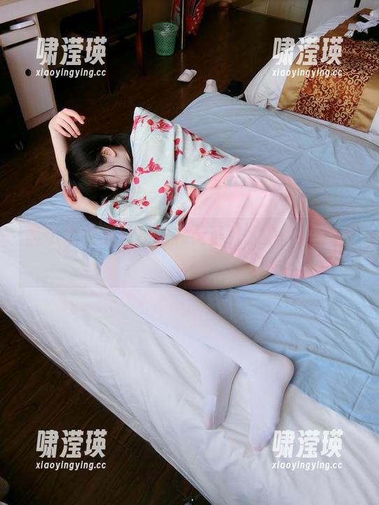 西尔酱用黑丝写真和无圣光撩拨你的小心脏！