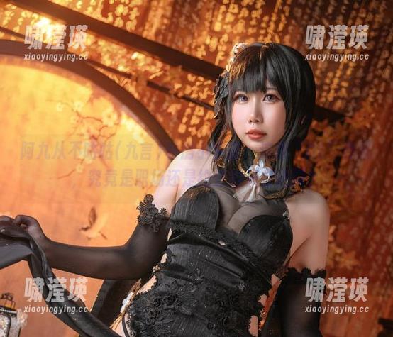 阿九从不咕咕(九言)私房小宇宙：这组“OL”作品，究竟是职场还是约会的最佳选择？